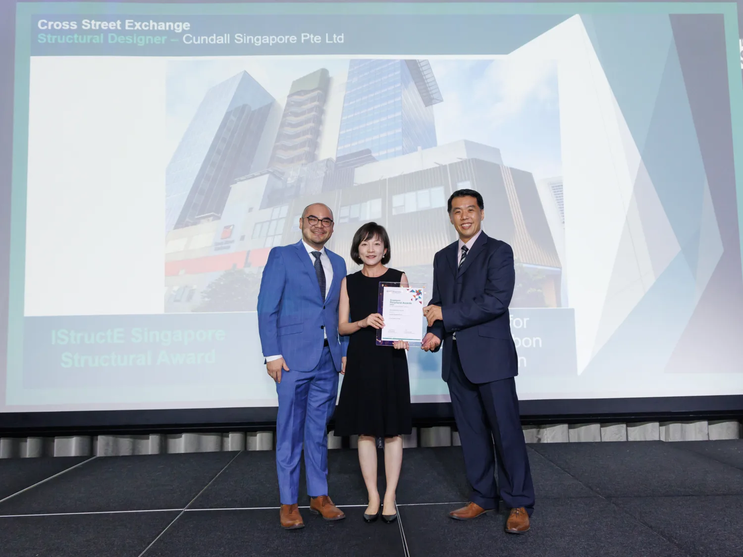 Cundall receiving a Commendation under the "Zero Carbon Ambition" Structures category at the IStructE Singapore Structural Awards 2024.