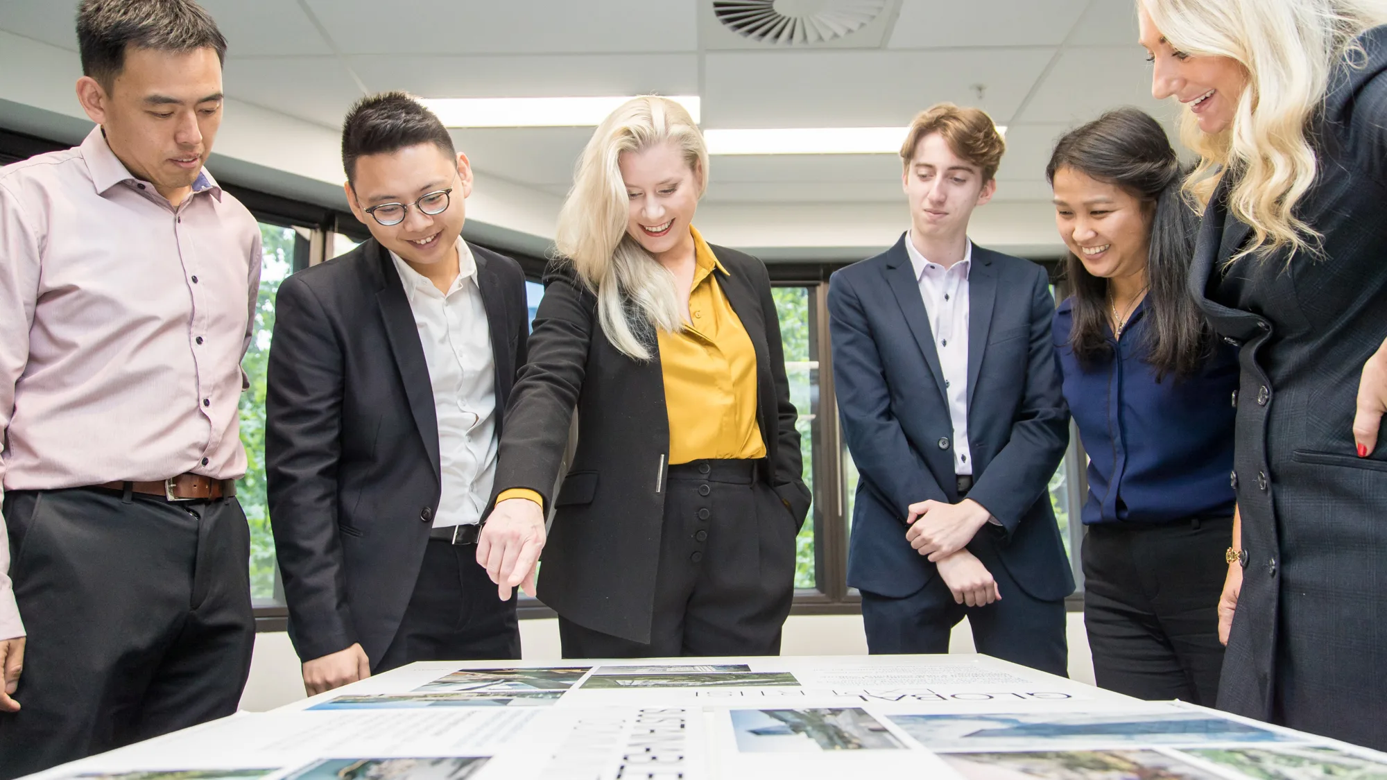 Hannah Morton in a group discussion with her Cundall colleagues