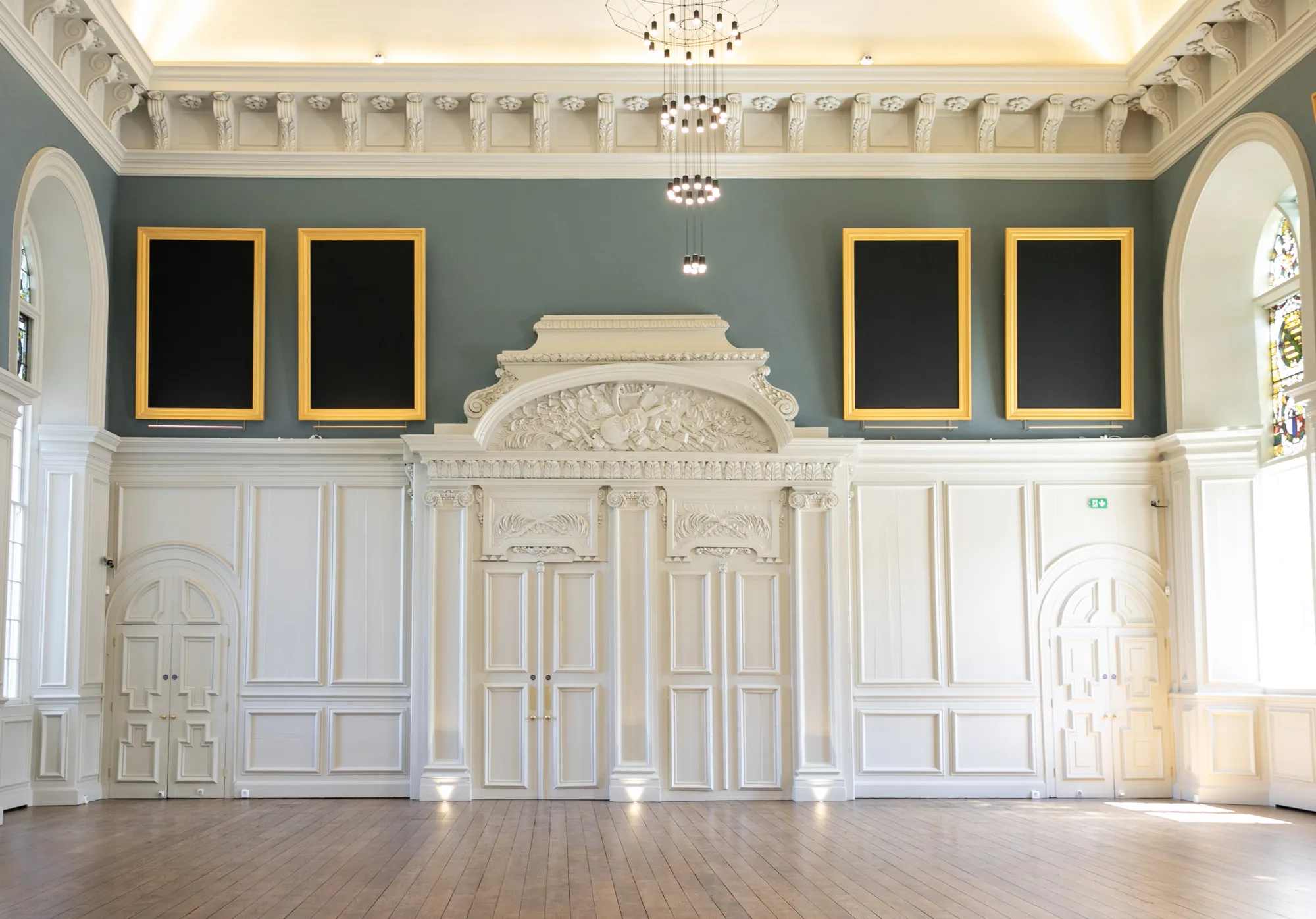 Internal view showing double doors and empty picture frames