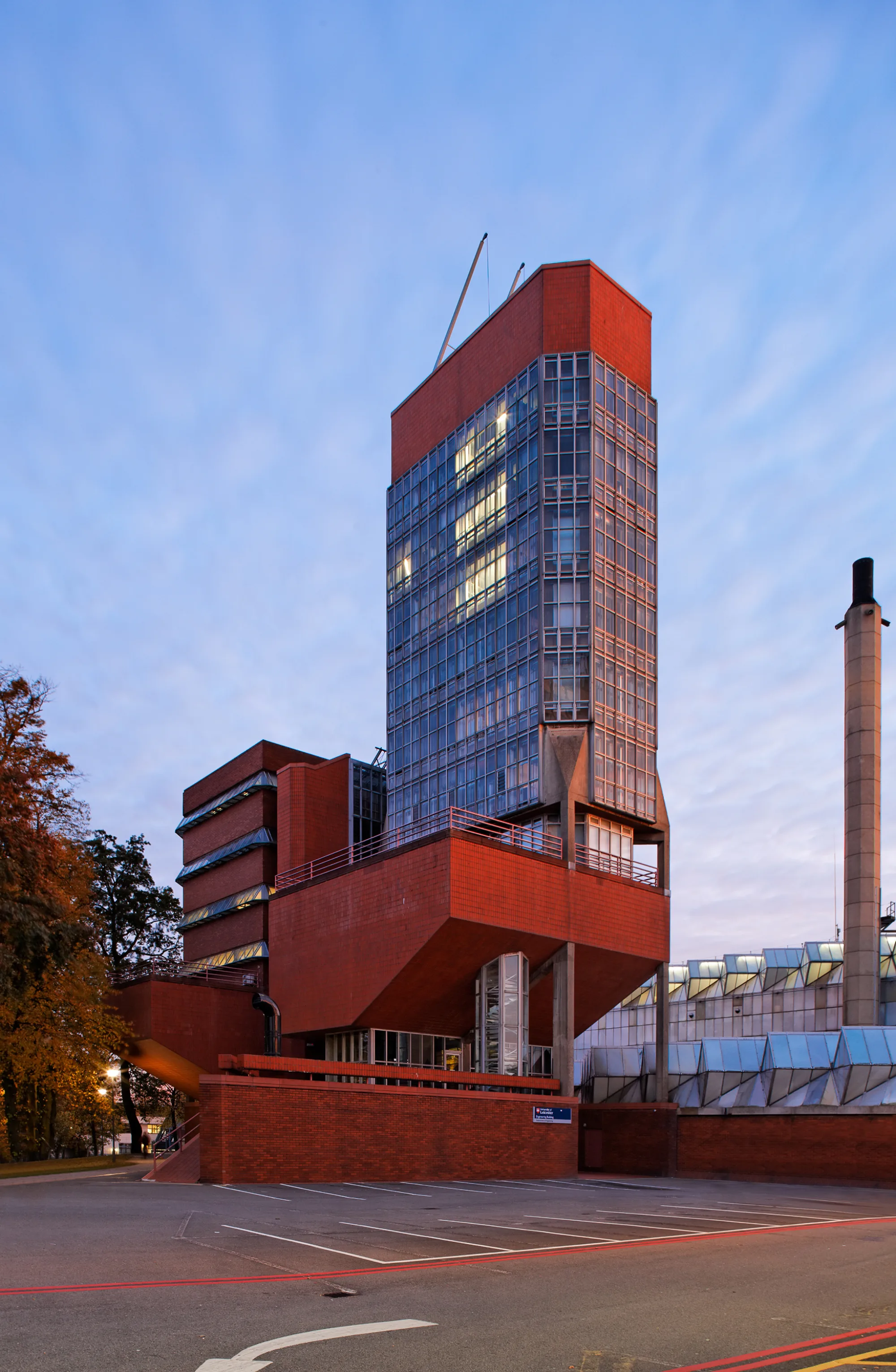 Exterior of the University of Leicester Engineering Building